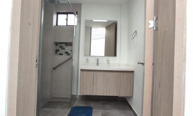 SE ARRIENDA HERMOSA CASA CONJUNTO GERONA - VDA CERCA DE PIEDRA