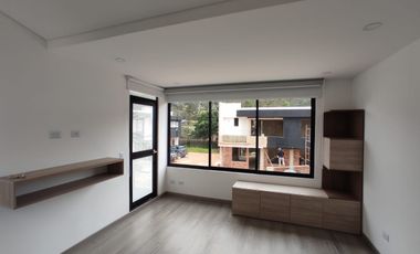 SE ARRIENDA HERMOSA CASA CONJUNTO GERONA - VDA CERCA DE PIEDRA