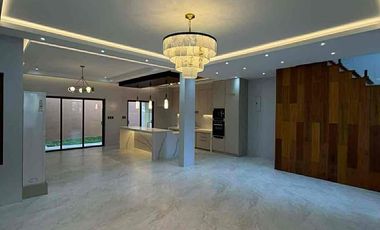 LUXURY 6-BR HOUSE  & LOT IN ANTIPOLO  VALLEY NEAR LRT-2 & SM MASINAG RFO