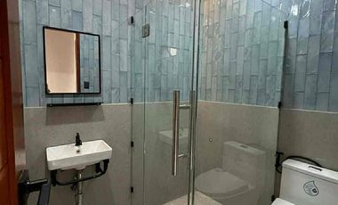 LUXURY 6-BR HOUSE  & LOT IN ANTIPOLO  VALLEY NEAR LRT-2 & SM MASINAG RFO