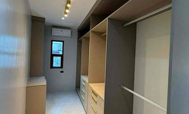LUXURY 6-BR HOUSE  & LOT IN ANTIPOLO  VALLEY NEAR LRT-2 & SM MASINAG RFO
