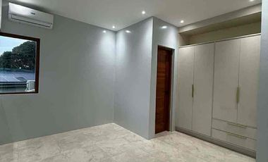LUXURY 6-BR HOUSE  & LOT IN ANTIPOLO  VALLEY NEAR LRT-2 & SM MASINAG RFO