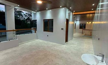 LUXURY 6-BR HOUSE  & LOT IN ANTIPOLO  VALLEY NEAR LRT-2 & SM MASINAG RFO