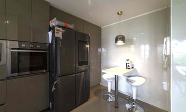 Se Arrienda Moderno departamento AMOBLADO en Las Condes de 3hab./3banos/1 est./1 bod. A 5 min del mall Sport