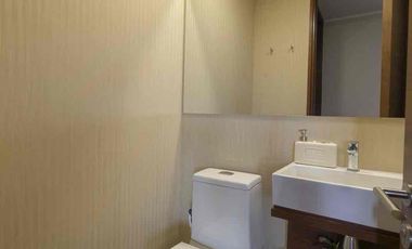 Se Arrienda Moderno departamento AMOBLADO en Las Condes de 3hab./3banos/1 est./1 bod. A 5 min del mall Sport