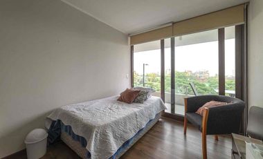 Se Arrienda Moderno departamento AMOBLADO en Las Condes de 3hab./3banos/1 est./1 bod. A 5 min del mall Sport