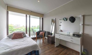 Se Arrienda Moderno departamento AMOBLADO en Las Condes de 3hab./3banos/1 est./1 bod. A 5 min del mall Sport