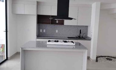 CASA EN VENTA EN FRACC DEL PRADO MORELIA