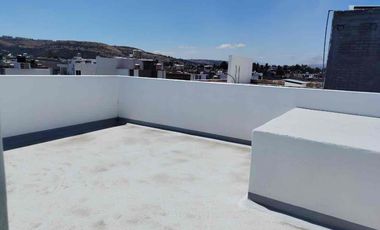 CASA EN VENTA EN FRACC DEL PRADO MORELIA