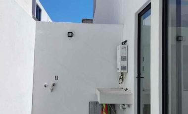 CASA EN VENTA EN FRACC DEL PRADO MORELIA