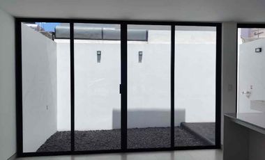 CASA EN VENTA EN FRACC DEL PRADO MORELIA