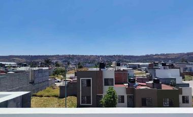 CASA EN VENTA EN FRACC DEL PRADO MORELIA