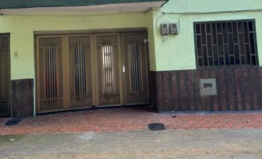 VENTA DE CASA DE 2 PISOS INDEPENDIENTES, PARA REMODELAR, 212 MT2, SECTOR LA MAGNOLIA, ENVIGADO, ANTIOQUIA