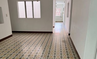 VENTA DE CASA DE 2 PISOS INDEPENDIENTES, PARA REMODELAR, 212 MT2, SECTOR LA MAGNOLIA, ENVIGADO, ANTIOQUIA
