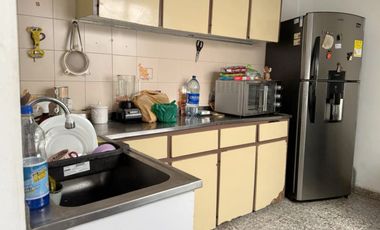 VENTA DE CASA DE 2 PISOS INDEPENDIENTES, PARA REMODELAR, 212 MT2, SECTOR LA MAGNOLIA, ENVIGADO, ANTIOQUIA
