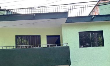 VENTA DE CASA DE 2 PISOS INDEPENDIENTES, PARA REMODELAR, 212 MT2, SECTOR LA MAGNOLIA, ENVIGADO, ANTIOQUIA