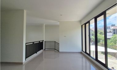 Jual cepat Rumah Setiabudi Regency bangunan baru