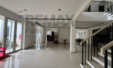 DIJUAL/DISEWAKAN! RUMAH MEWAH SUPER LUAS DI BANGKA KEMANG – COCOK UNTUK KOMERSIAL & HUNIAN