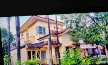 RUMAH 2 Lantai siap Huni