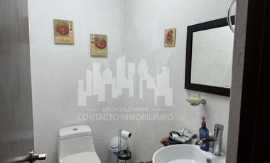 CASA EN VENTA EN VALLE IMPERIAL EN ESQUINA FRENTE A PARQUE/4 REC