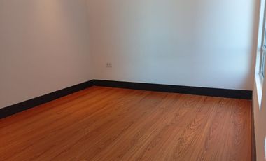 Rento Departamento de 3 Dormitorios en la González  Suárez