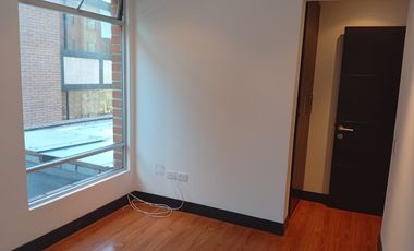 Rento Departamento de 3 Dormitorios en la González  Suárez