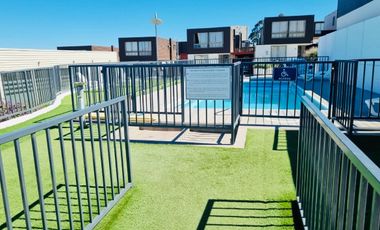 VENDO HERMOSA CASA. CONDOMINIO CUMBRES DE MARSELLA QUILPUÉ