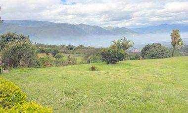 Lujosa finca en venta con 30.000m2T Sector Gualdéleg –Yunguilla Cuenca Ec.