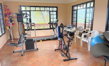 Lujosa finca en venta con 30.000m2T Sector Gualdéleg –Yunguilla Cuenca Ec.