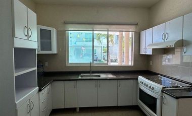 Se vende casa en  Residencial las palmas, Ciudad del Carmen, Campeche