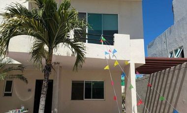 Se vende casa en  Residencial las palmas, Ciudad del Carmen, Campeche