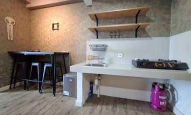 Industrial Cozy Furnished Disewakan 1BR Puri Orchard Cedar Heights, Dekat Mall Puri & Tol Bandara