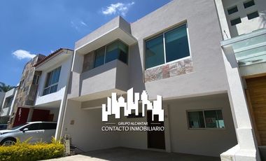 CASA EN RENTA EN FRACC. PALMA REAL AV. AVIACIÓN