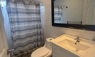 ARRIENDO DE CASA EN LOS ANDES