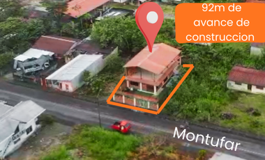 Casa Vacacional con Piscina: Terreno de 217,51 m²