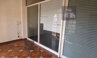 Oficina en renta en Ocotepec sobre avenida