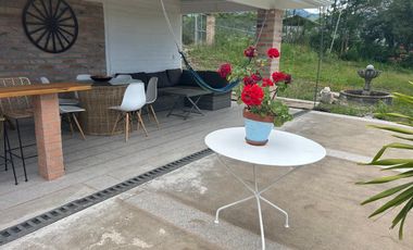 Quinta Moderna en Venta – Valle de Yunguilla | La Unión