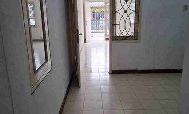Disewakan Rumah Rapi di Bulevard Hijau Harapan Indah Bekasi