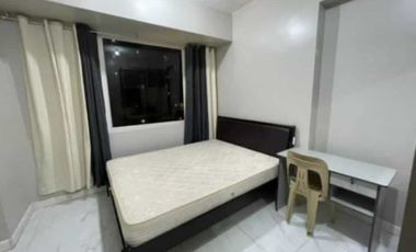 FOR RENT: MONARCH PARSUITS