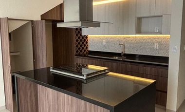 CASA NUEVA EN RENTA EN PUERTA CENTRO