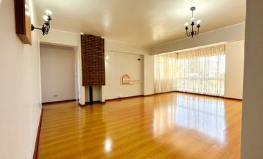 Departamento Amplio, cómodo y muy bien ubicado