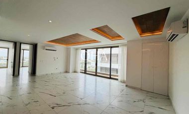 Se vende o renta departamento en icono towers en Cancún centro