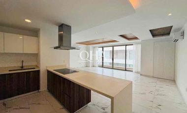 Se vende o renta departamento en icono towers en Cancún centro
