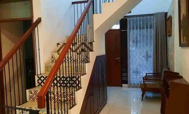 Rumah Bagus Siap Huni Di Antapani Bandung dekat griya