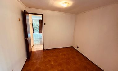 Casa 4 Dormitorios Dos Baños Estacionamientos Maipu