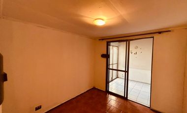 Casa 4 Dormitorios Dos Baños Estacionamientos Maipu