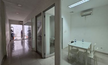 Kantor Siap Pakai Strategis Dekat Tangcity, Modern Land Tangerang
