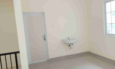 Jual Rumah 2 Lantai Griya Loka BSD Siap Huni