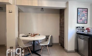 Arriendo exclusiva Casa en La Dehesa, Condominio con Piscina y Amplios Espacios