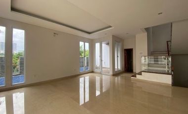 RUMAH DIJUAL CEPAT MURAH PRIVATE POOL DI CILANDAK KEMANG